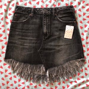 💥FREE PEOPLE Black Denim Skirt